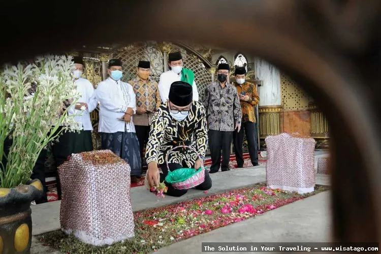 Makam Muhammad Syaikhona Kholil, ziarah religi