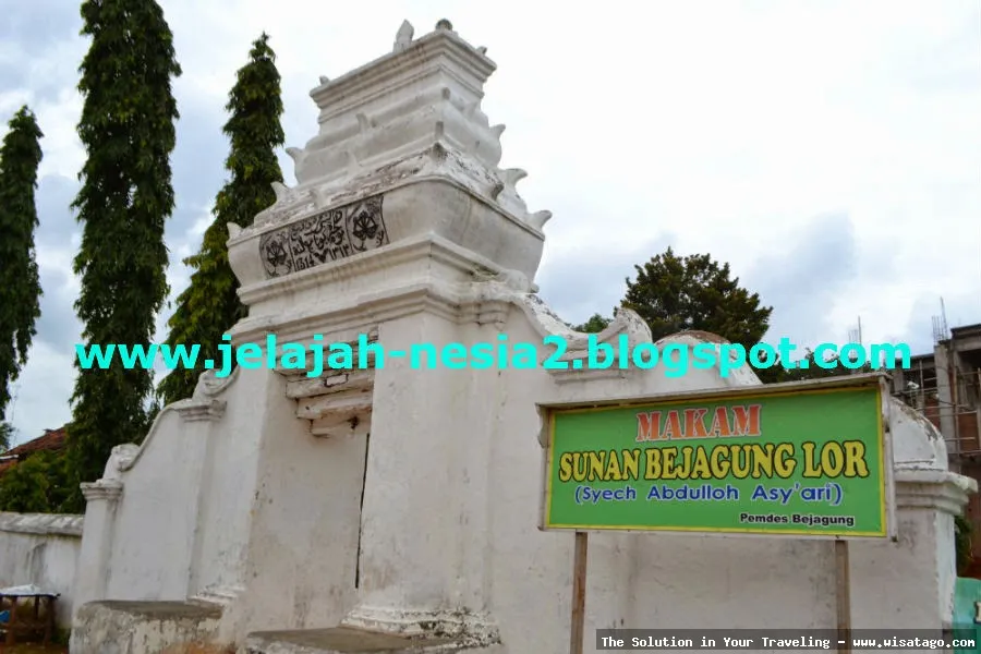 Makam Sunan Bejagung Kidul yang sakral