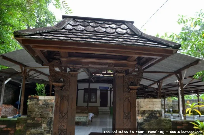 Makam Sunan Bejagung Kidul yang sakral