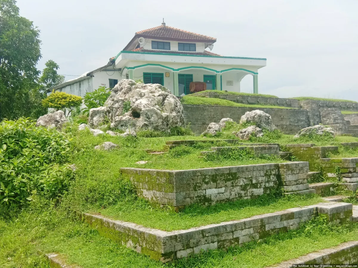 Makam Sunan Giri, kompleks makam bersejarah