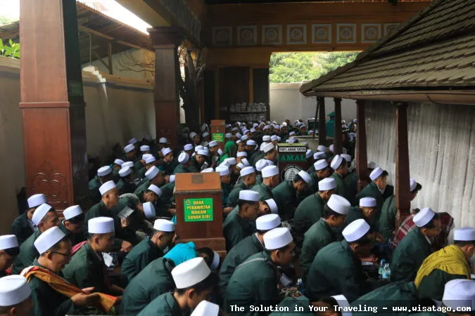 Makam Sunan Giri, kompleks makam bersejarah