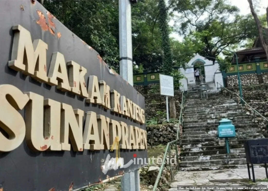 Makam Sunan Prapen, kompleks makam bersejarah