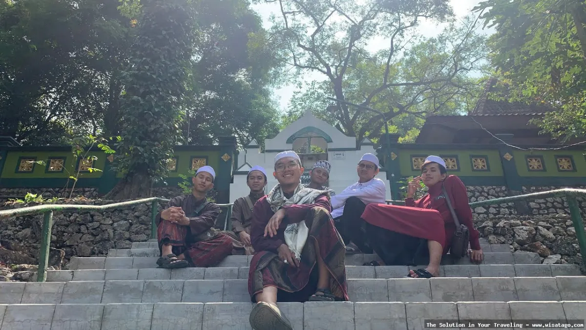 Makam Sunan Prapen, kompleks makam bersejarah