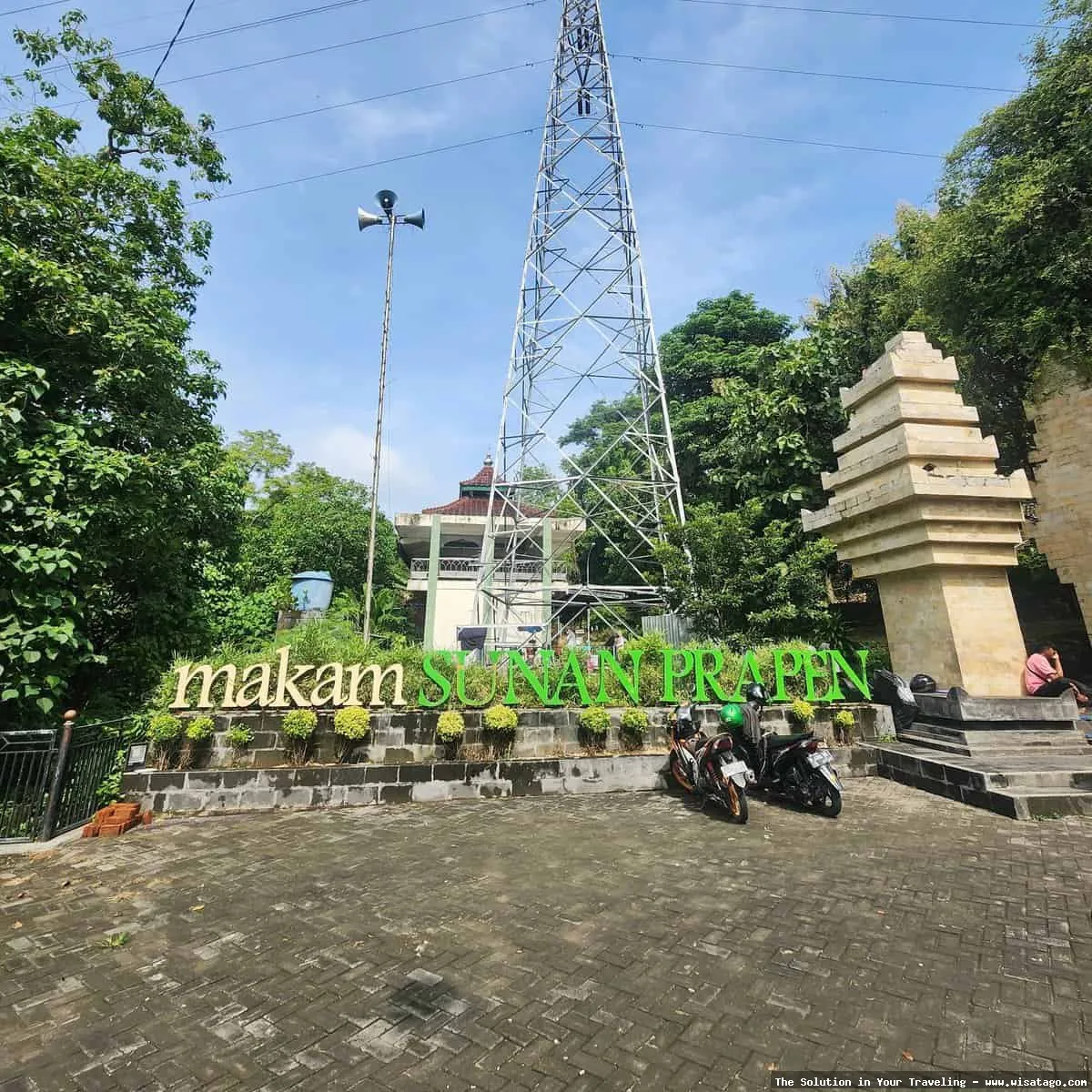Makam Sunan Prapen, kompleks makam bersejarah