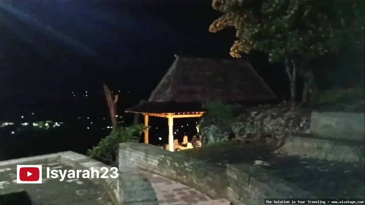 Makam Sunan Sendang Duwur yang sakral