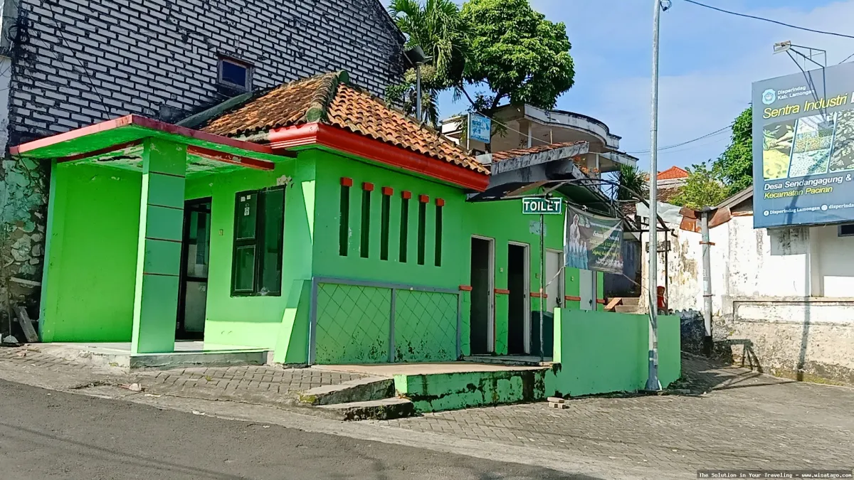Makam Sunan Sendang Duwur yang megah