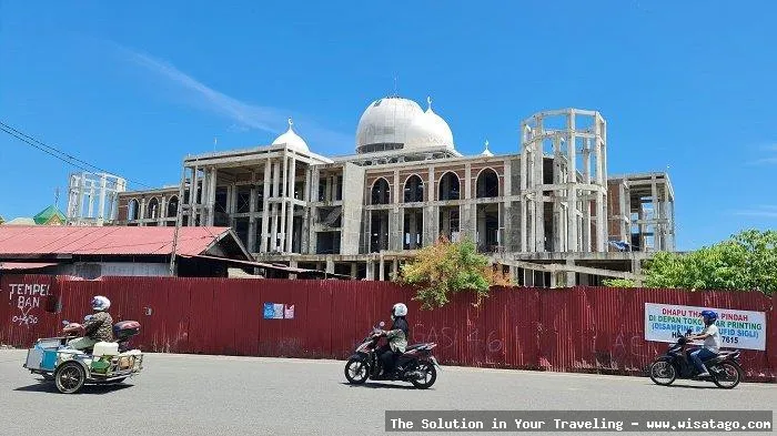 Masjid Agung Al Falah nan megah
