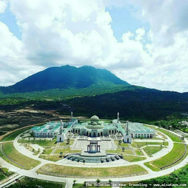 Masjid Agung Natuna yang megah mempesona
