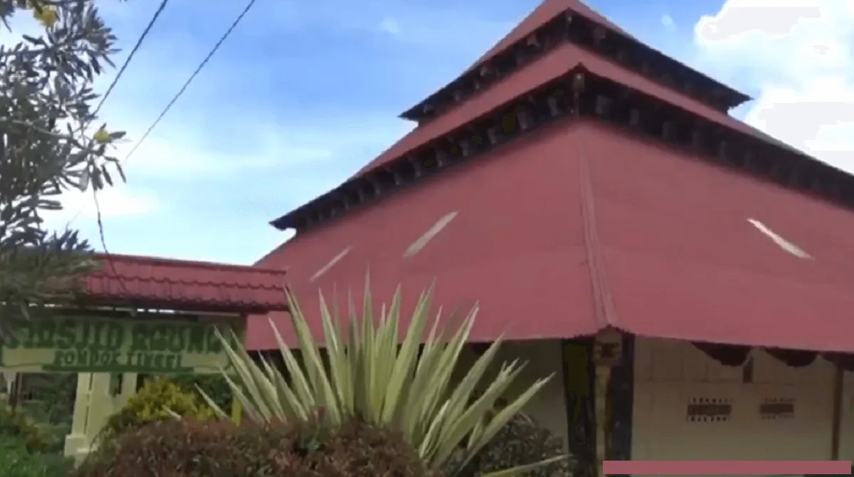 Masjid Agung Pondok Tinggi yang megah
