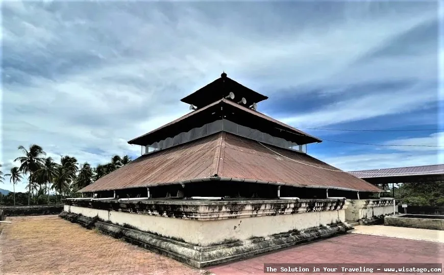 Masjid Indrapuri: Tips, Harga Tiket, Kuliner, Lokasi, Fasilitas dan Spot Masjid Indrapuri: Tips, Harga Tiket, Kuliner, Lokasi, Fasilitas dan Spot
