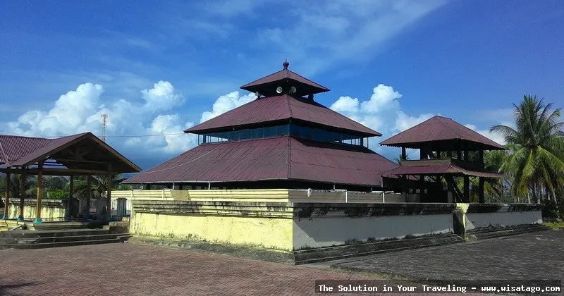 Masjid Indrapuri: arsitektur kuno yang megah