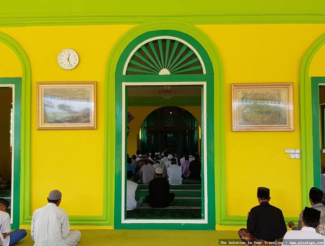 Masjid Sultan Lingga: arsitektur megah
