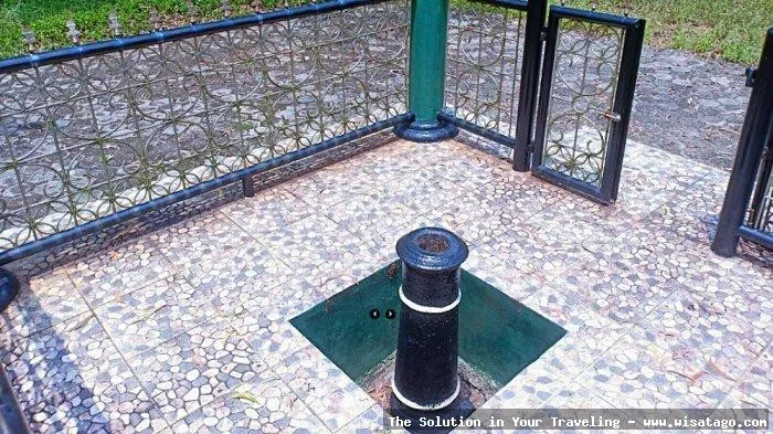 Meriam Tegak, simbol sejarah pertahanan.