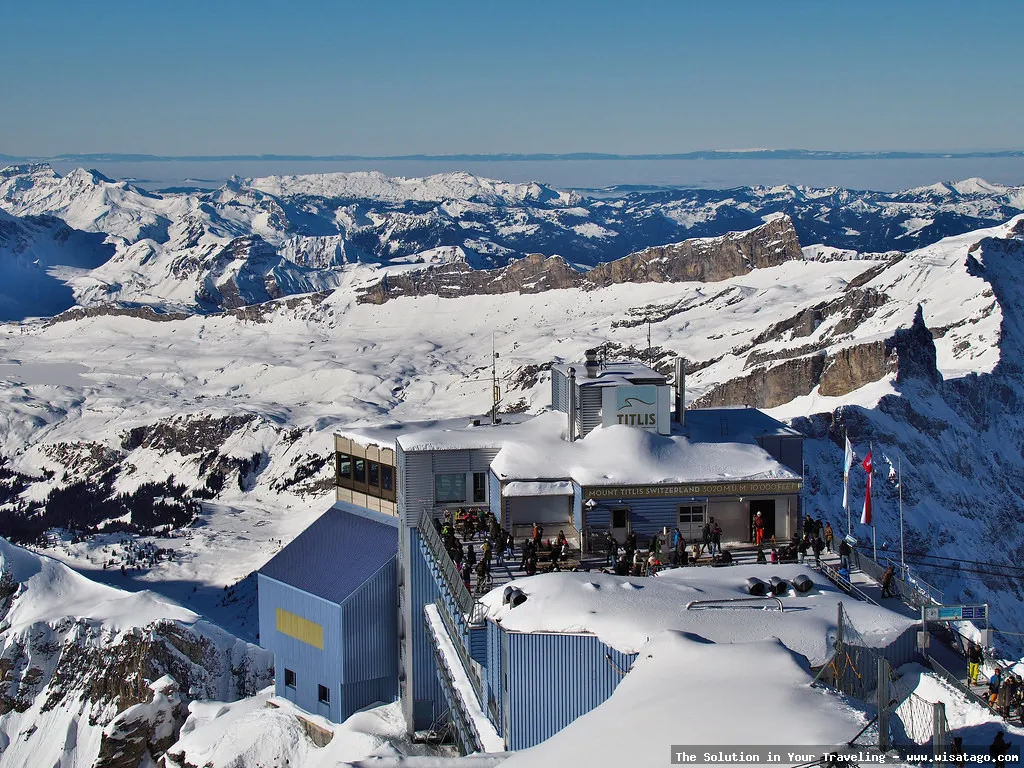 Mount Titlis: Pemandangan salju abadi
