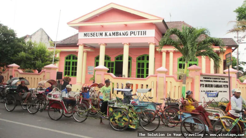 Museum Kambang Putih: Tips, Harga Tiket, Kuliner, Lokasi, Fasilitas dan Spot Museum Kambang Putih: Tips, Harga Tiket, Kuliner, Lokasi, Fasilitas dan Spot