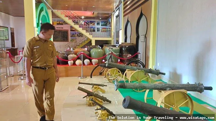 Museum Linggam Cahaya, koleksi benda bersejarah