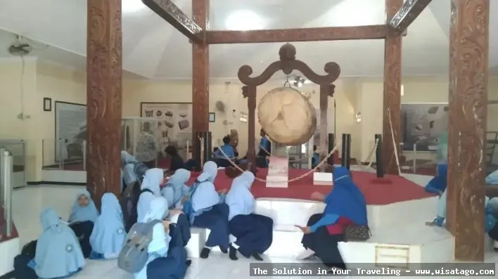 Museum Sunan Drajat: Koleksi artefak sejarah