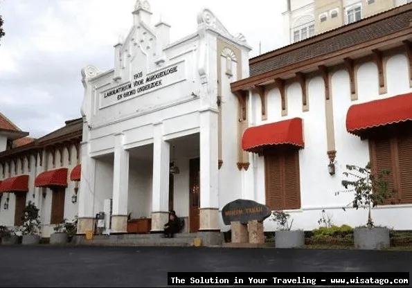 Museum Tanah: koleksi contoh tanah Indonesia