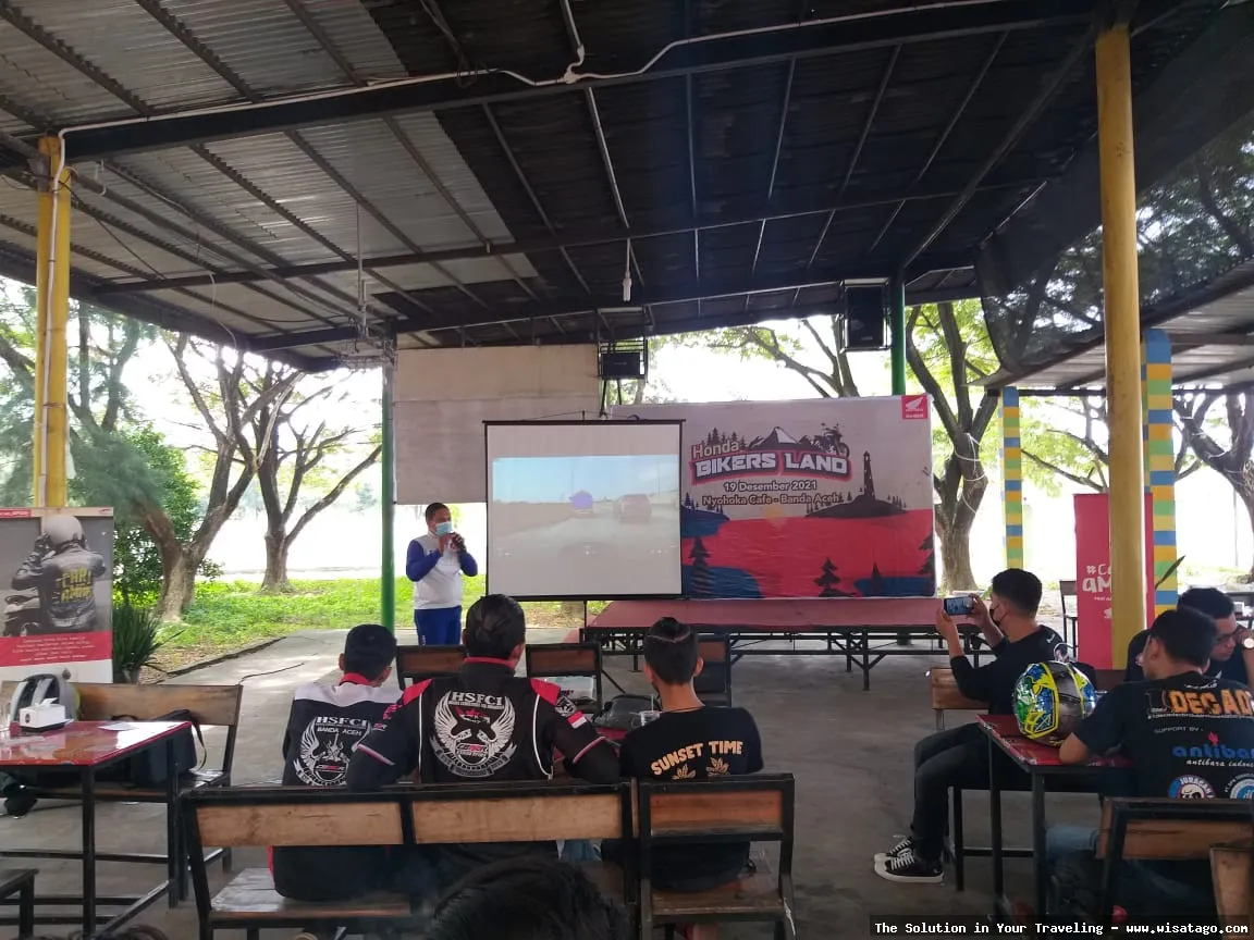 Nyohoka Cafe: tempat nongkrong asyik