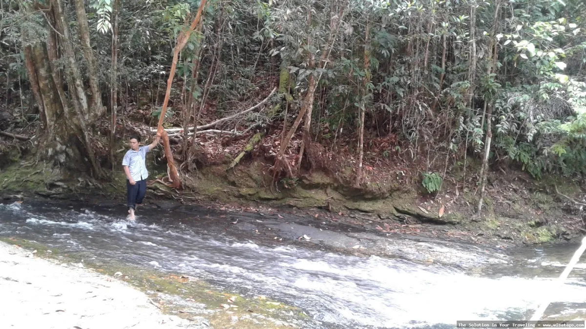 Objek Wisata Gunung Tambolang yang memukau