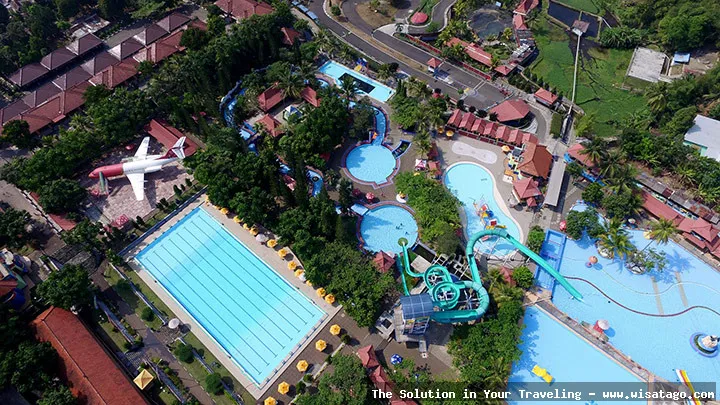 Owabong, keseruan bermain air disana