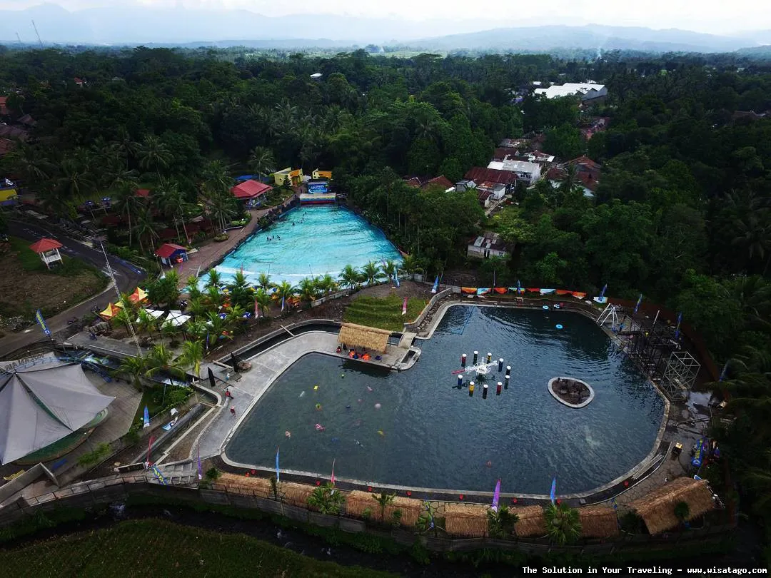 Owabong: keseruan bermain air di Owabong