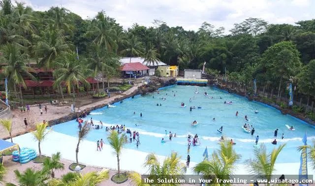 Owabong: keseruan bermain air di Owabong