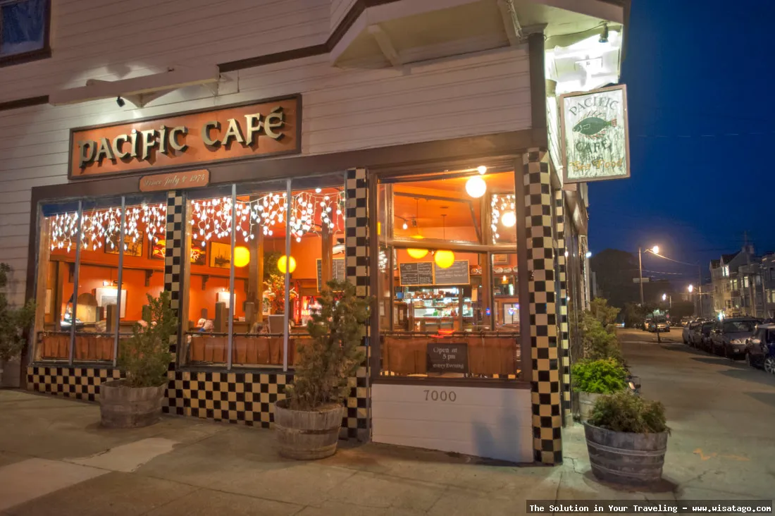 Pacific Cafe And Resto yang nyaman
