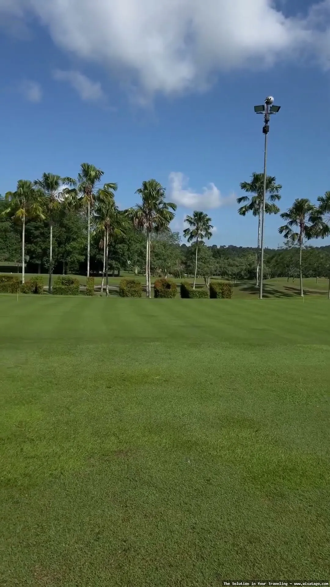 Padang Golf Bukit Indah Sukajadi asri
