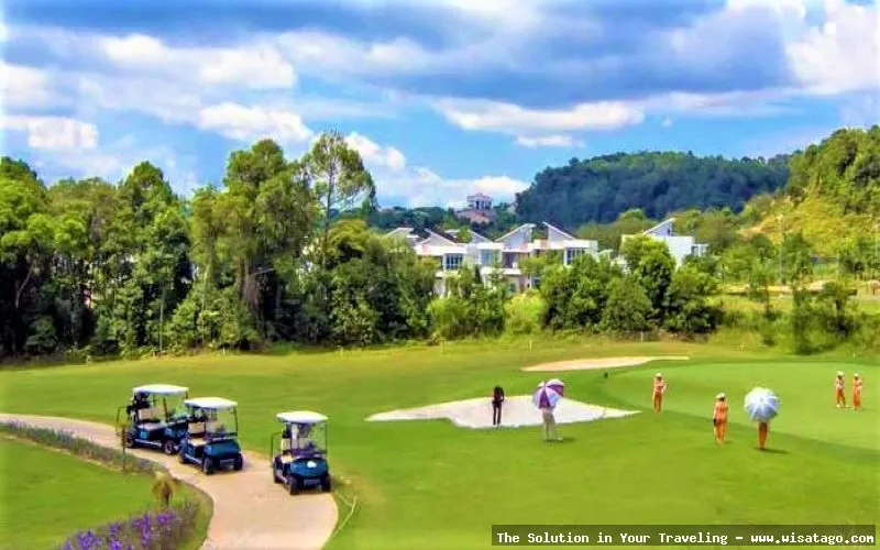 Padang Golf Southlinks: lapangan hijau memukau