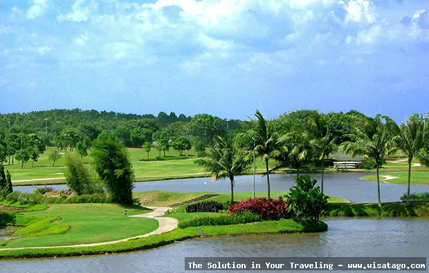 Padang Golf Southlinks: lapangan hijau memukau