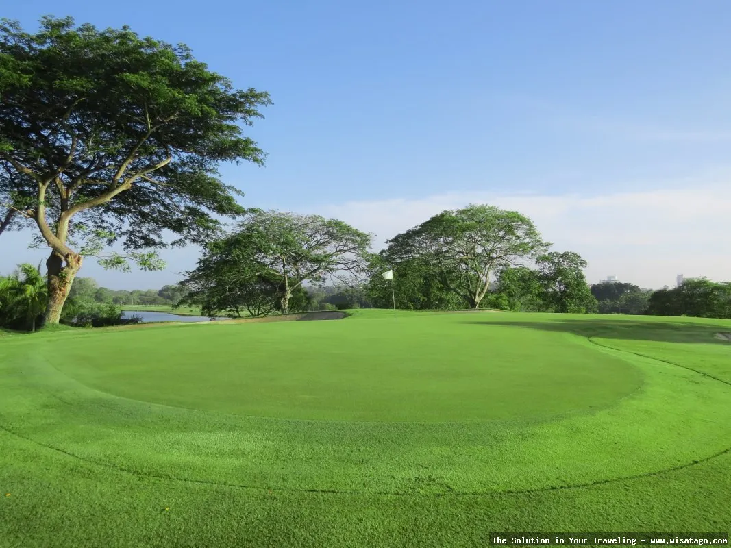 Padang Golf Southlinks: lapangan hijau menawan