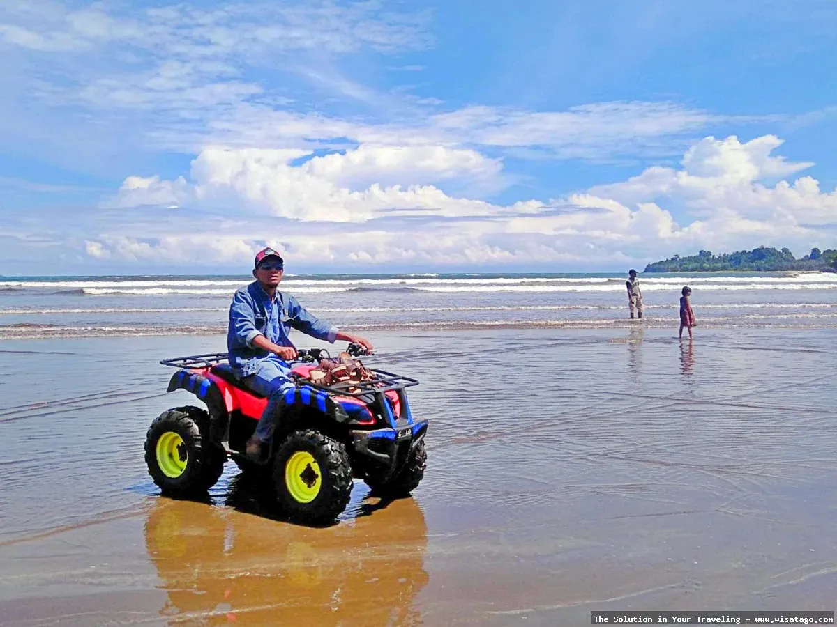 Pantai Air Dagang yang mempesona.