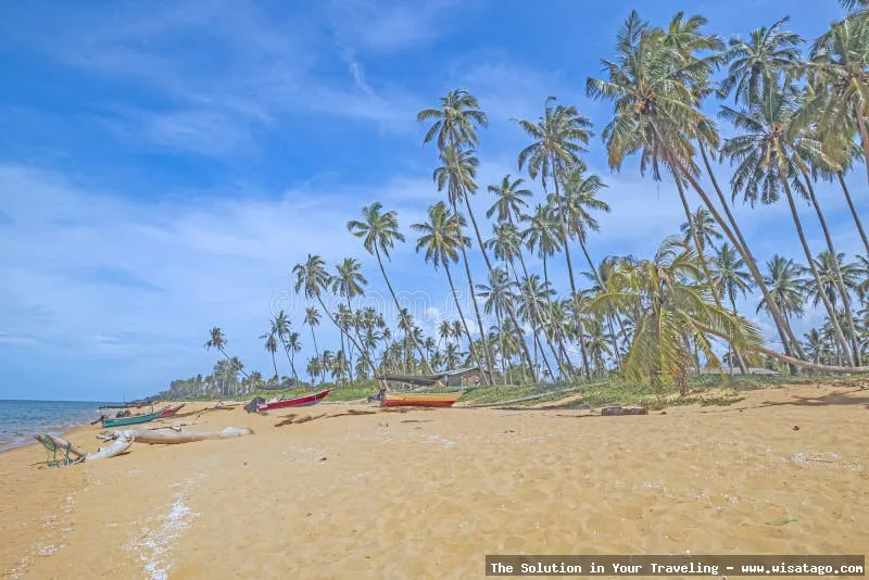 Pantai Batu Bongkok, pesona alam indah