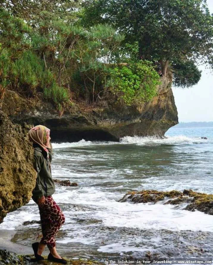 Pantai Batu Karas yang menawan.