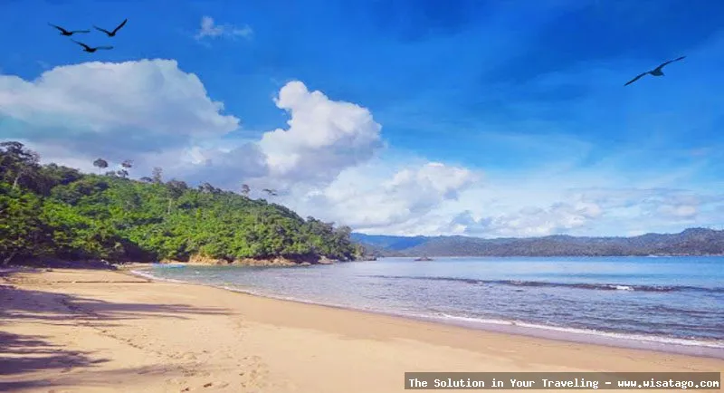 Pantai Bolu Bolu yang menawan.