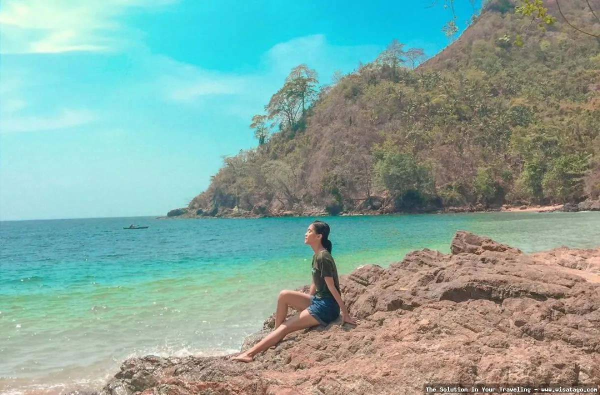 Pantai Bolu Bolu yang mempesona.