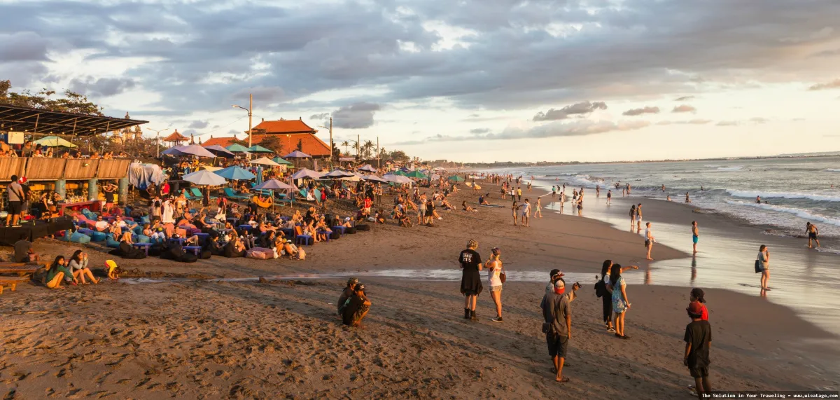 Pantai Canggu: Surga peselancar Bali