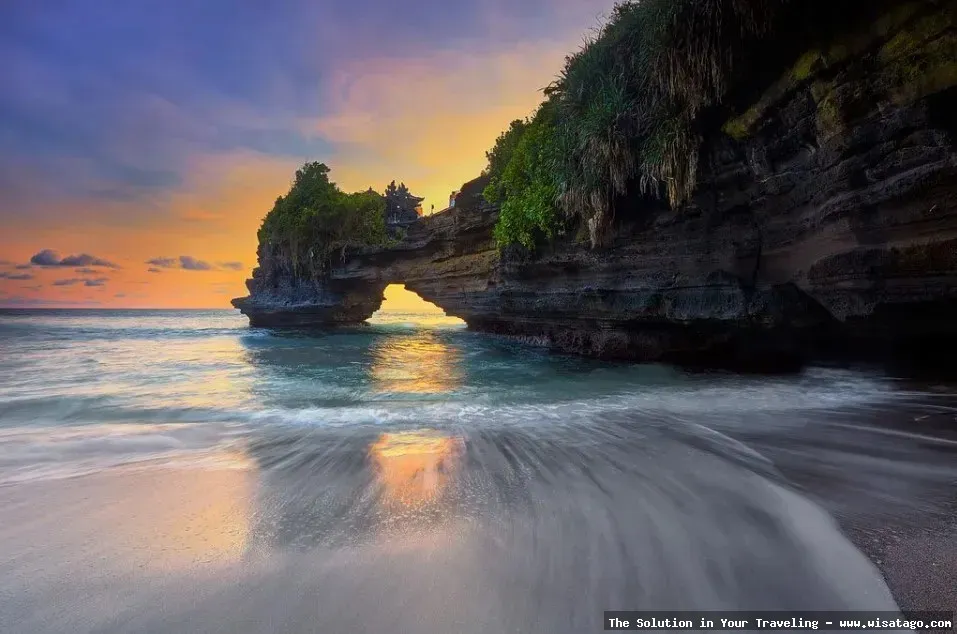 Pantai Canggu, surga peselancar Bali