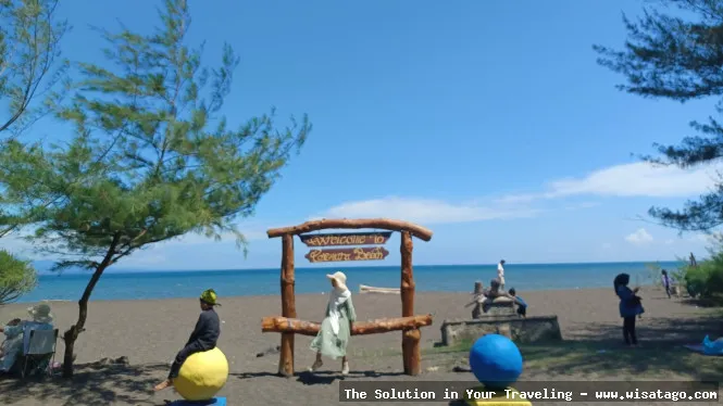 Pantai Cemara: keindahan alam memukau