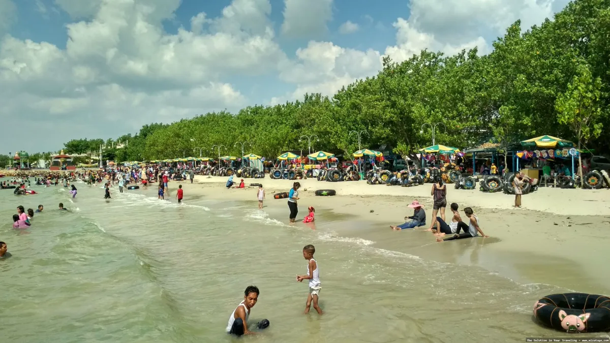 Pantai Delegan, pasir putih memukau