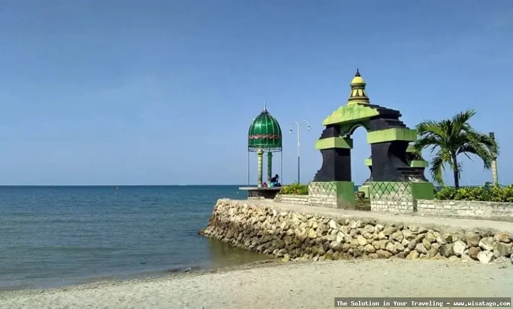 Pantai Delegan, pesona wisata Lamongan.