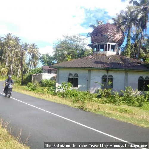 Pantai Desa Latiung yang indah menawan