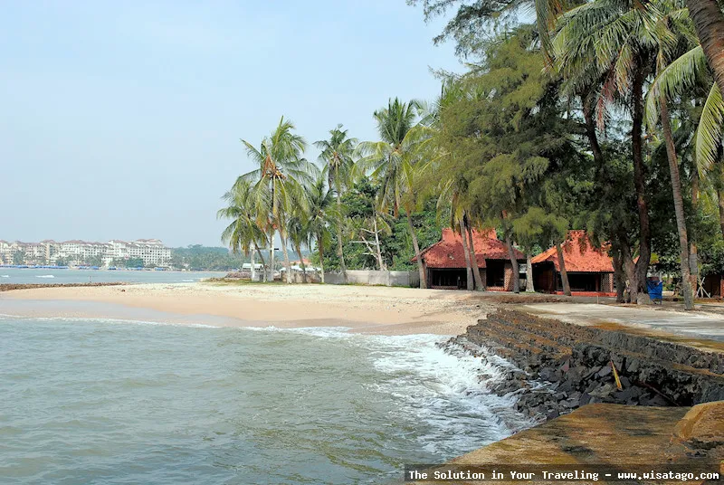 Pantai di Anyer yang indah menawan