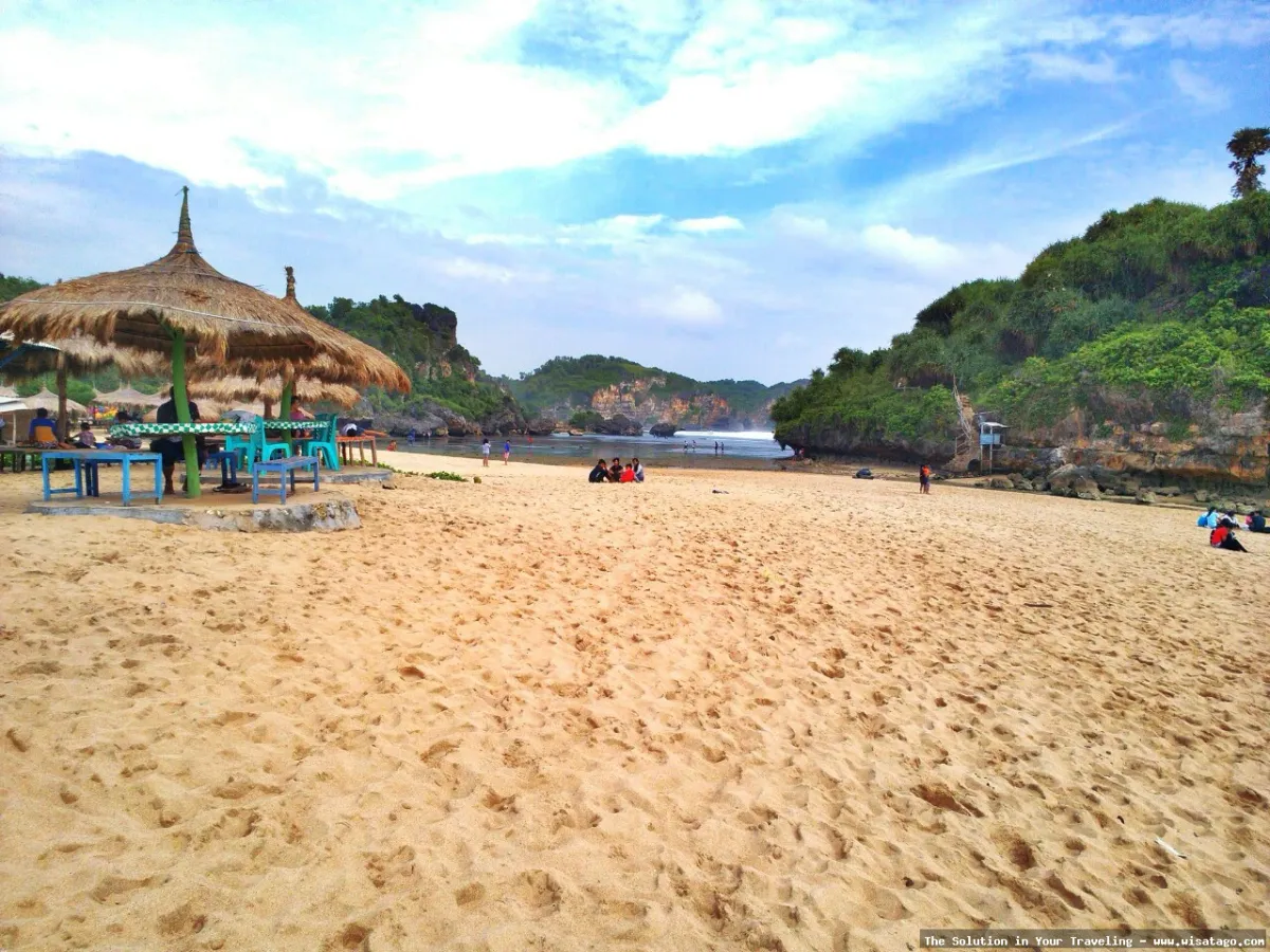 Pantai Drini, pesona bahari Yogyakarta