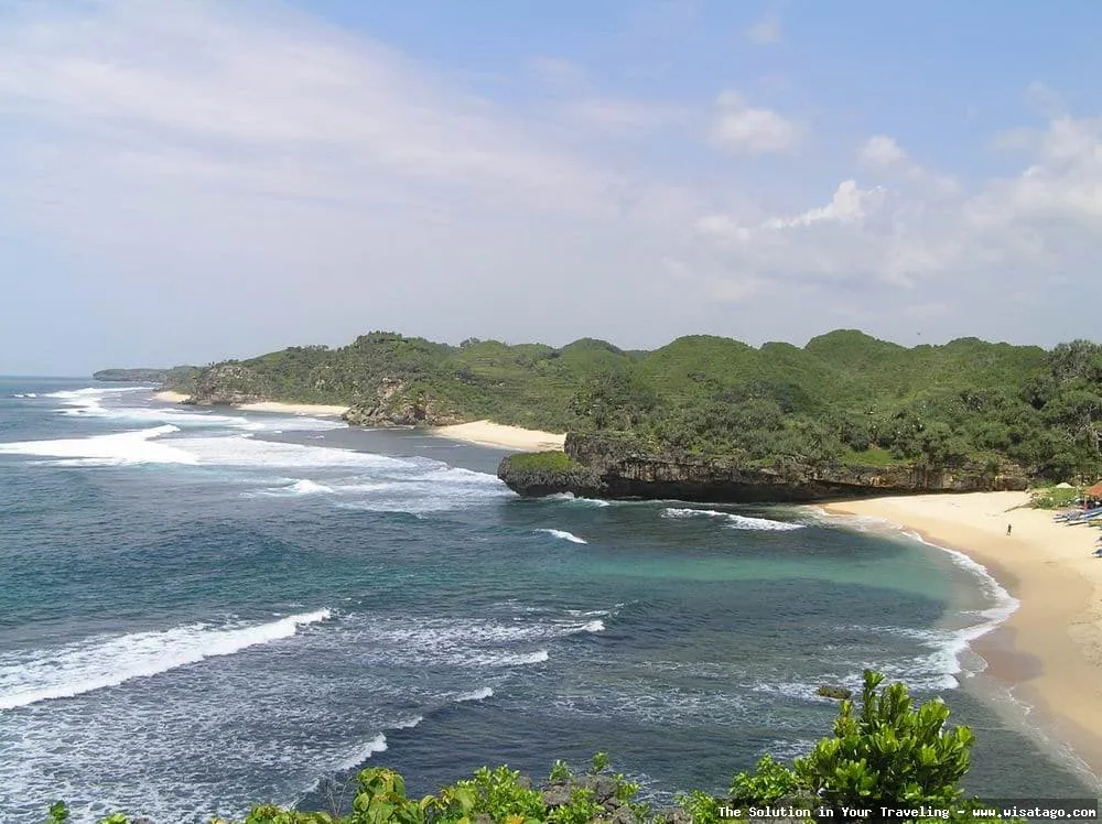 Pantai Drini, keindahan laut Yogyakarta