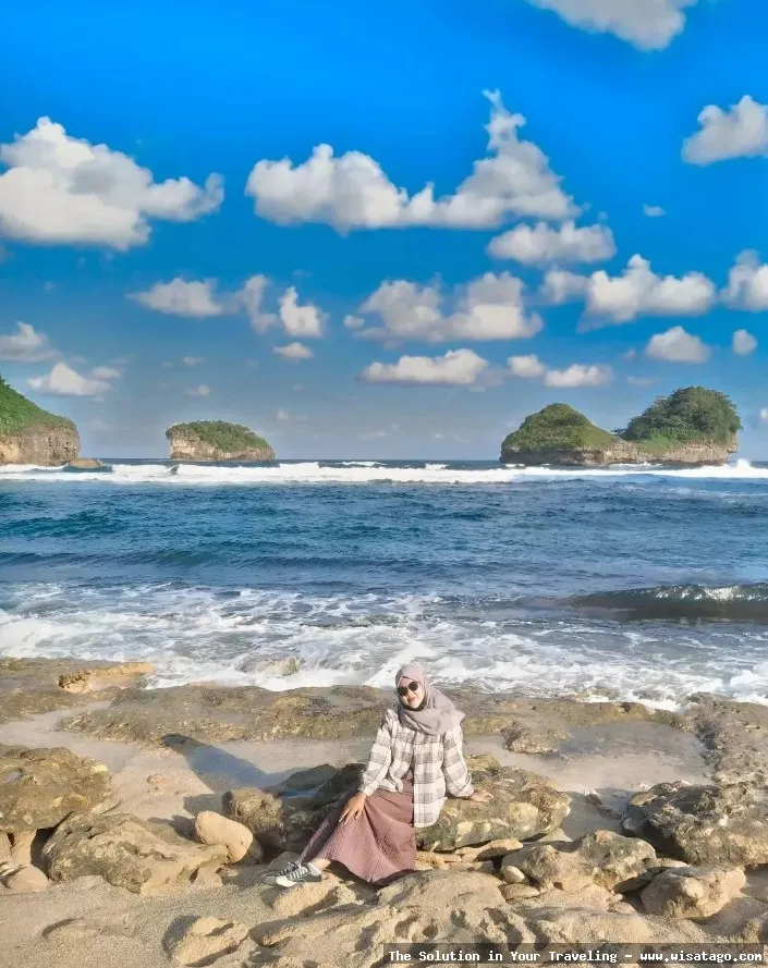 Pantai Goa Cina yang menawan