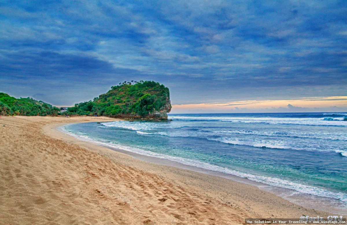 Pantai Indrayanti, pasir putih memukau