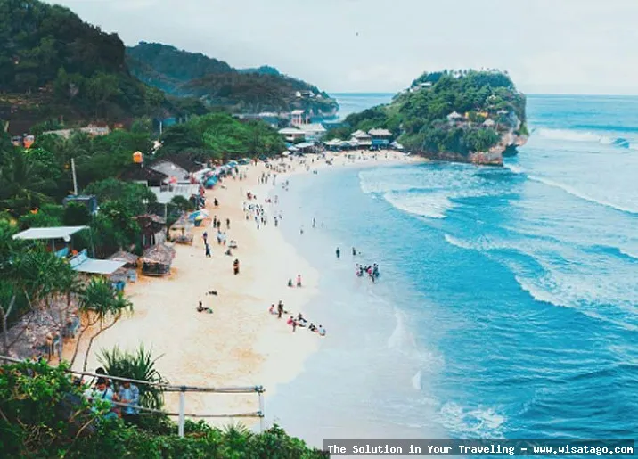 Pantai Indrayanti, pasir putih memukau