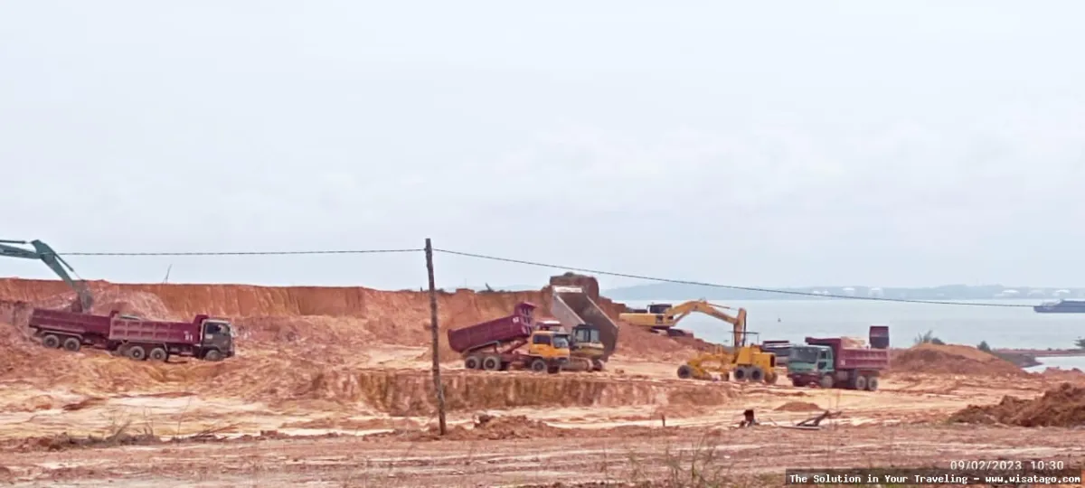 Pantai Kampung Panau yang indah menawan